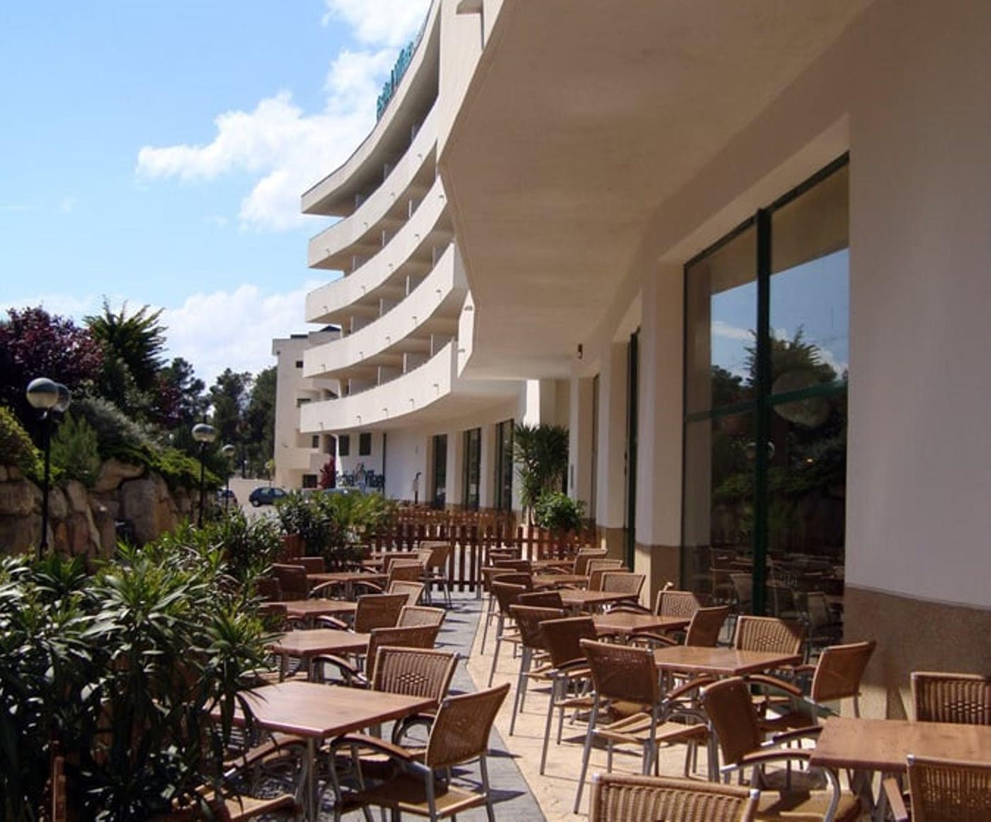 Festival-Village-Terrace-5