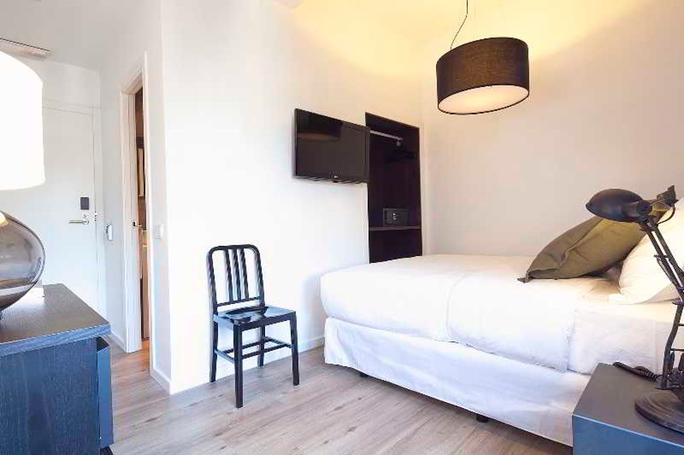 Acta-Madfor-Hotel-Room-36