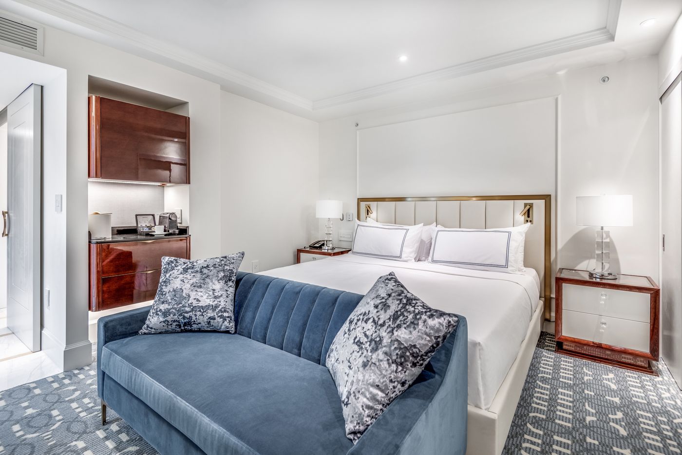 Azur-Legacy-Collection-Hotel-Room-13