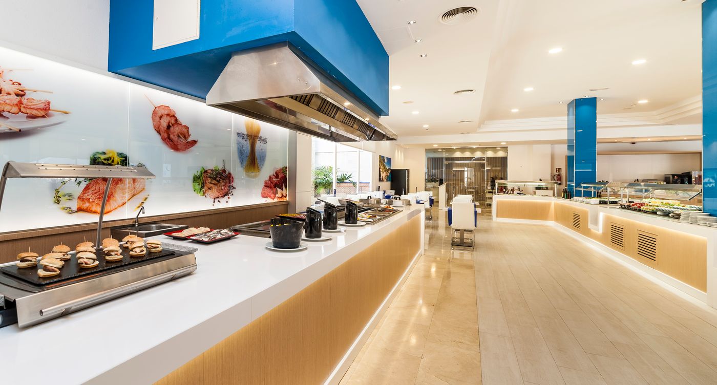 Globales-Lord-Nelson-Restaurant-22