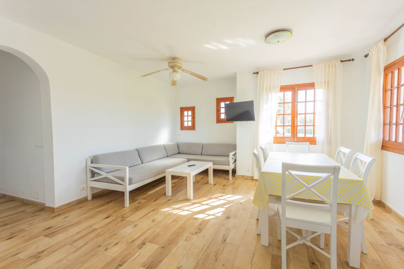 Son-Bou-Gardens-Room-47