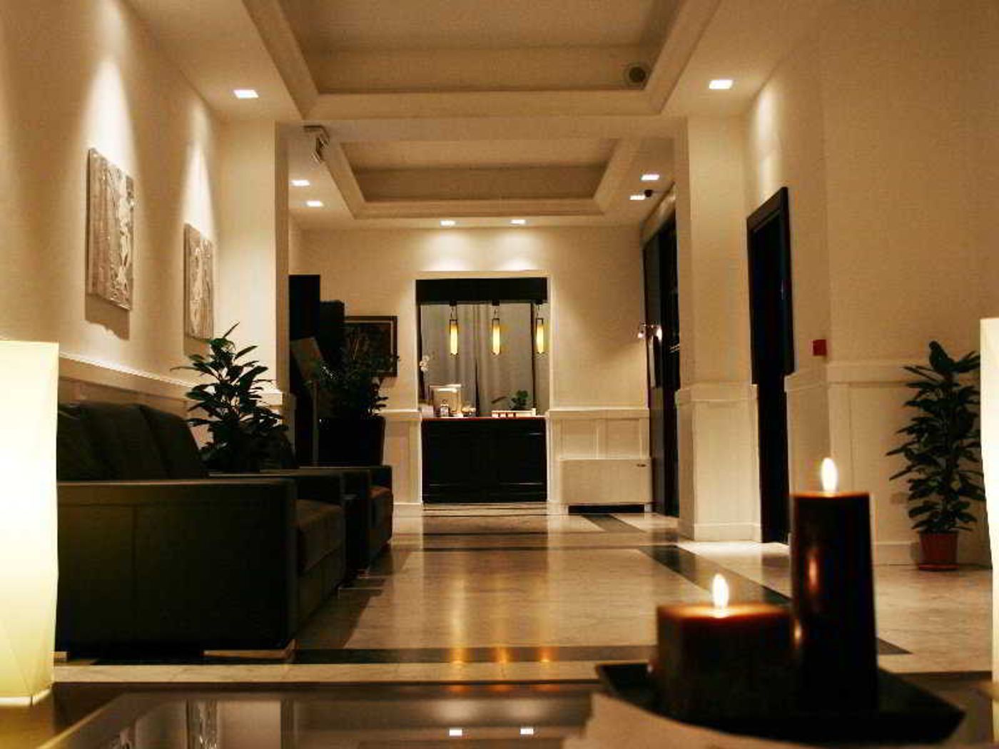 LH-Hotel-Roma-Montemario-Lobby-7