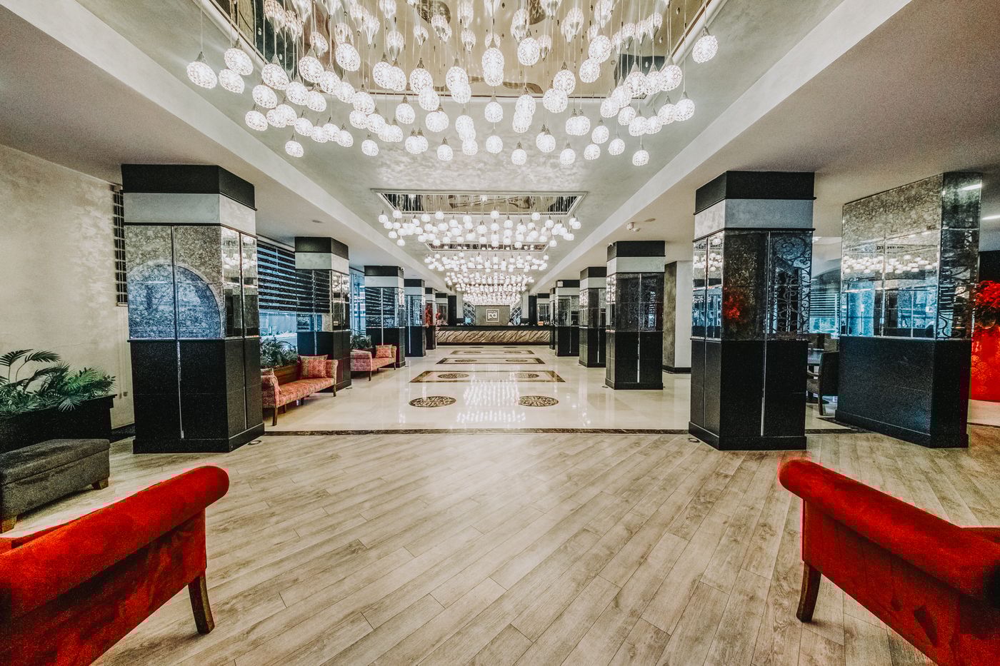 Grand Ideal Premium Hotel