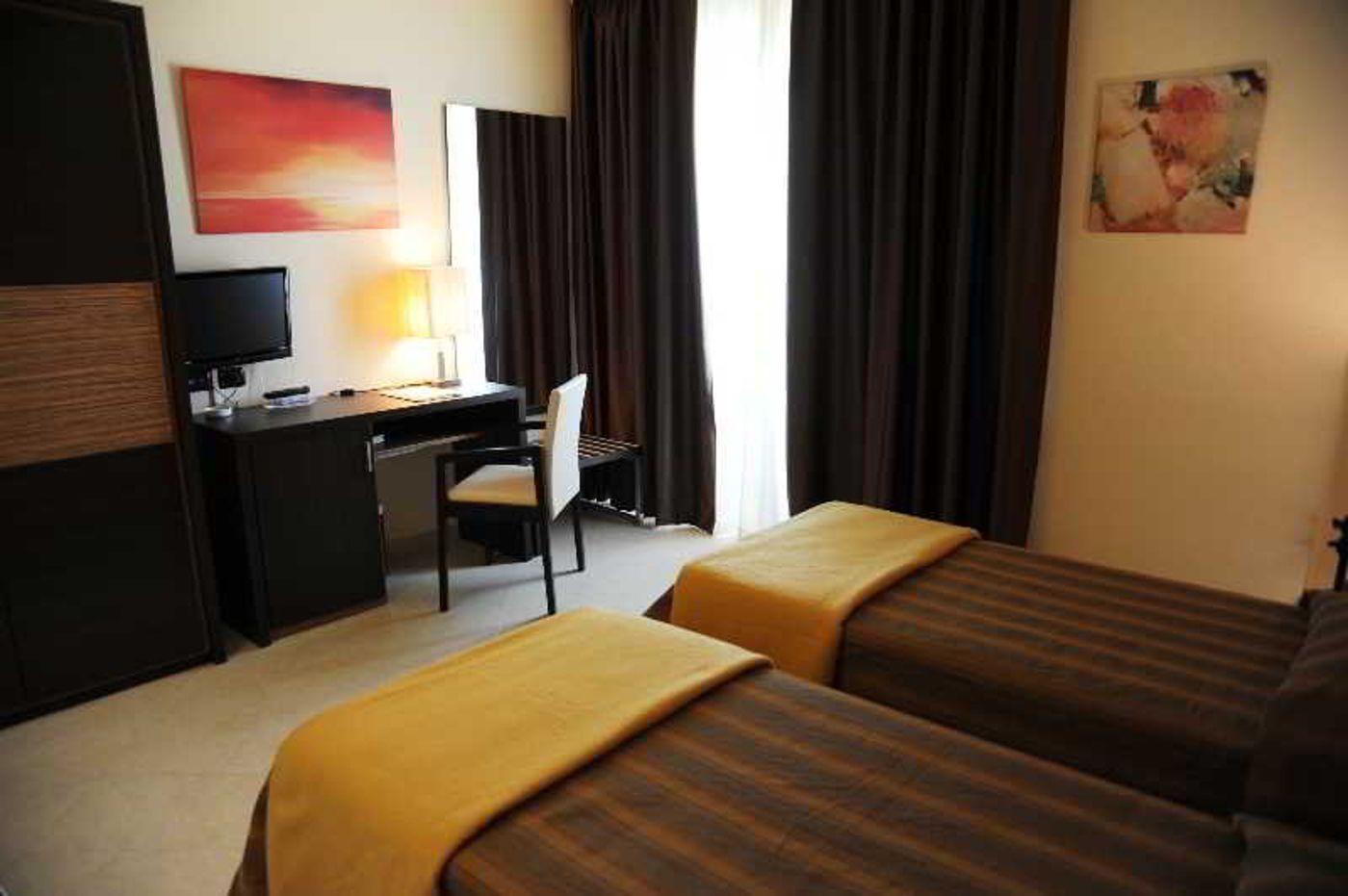 Viola-Palace-Hotel-Room-19