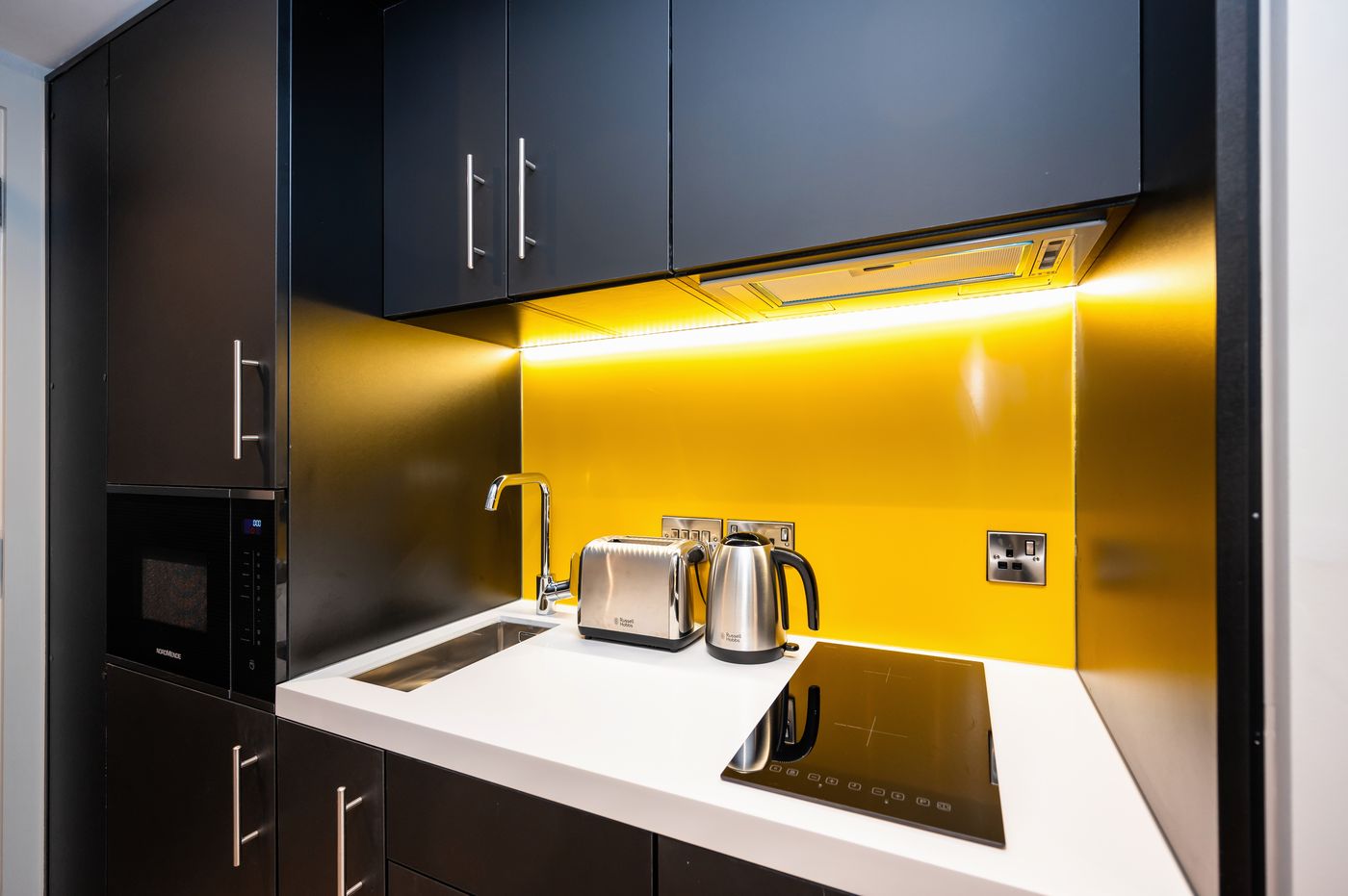 Staycity-Aparthotels-Tivoli-Room-44