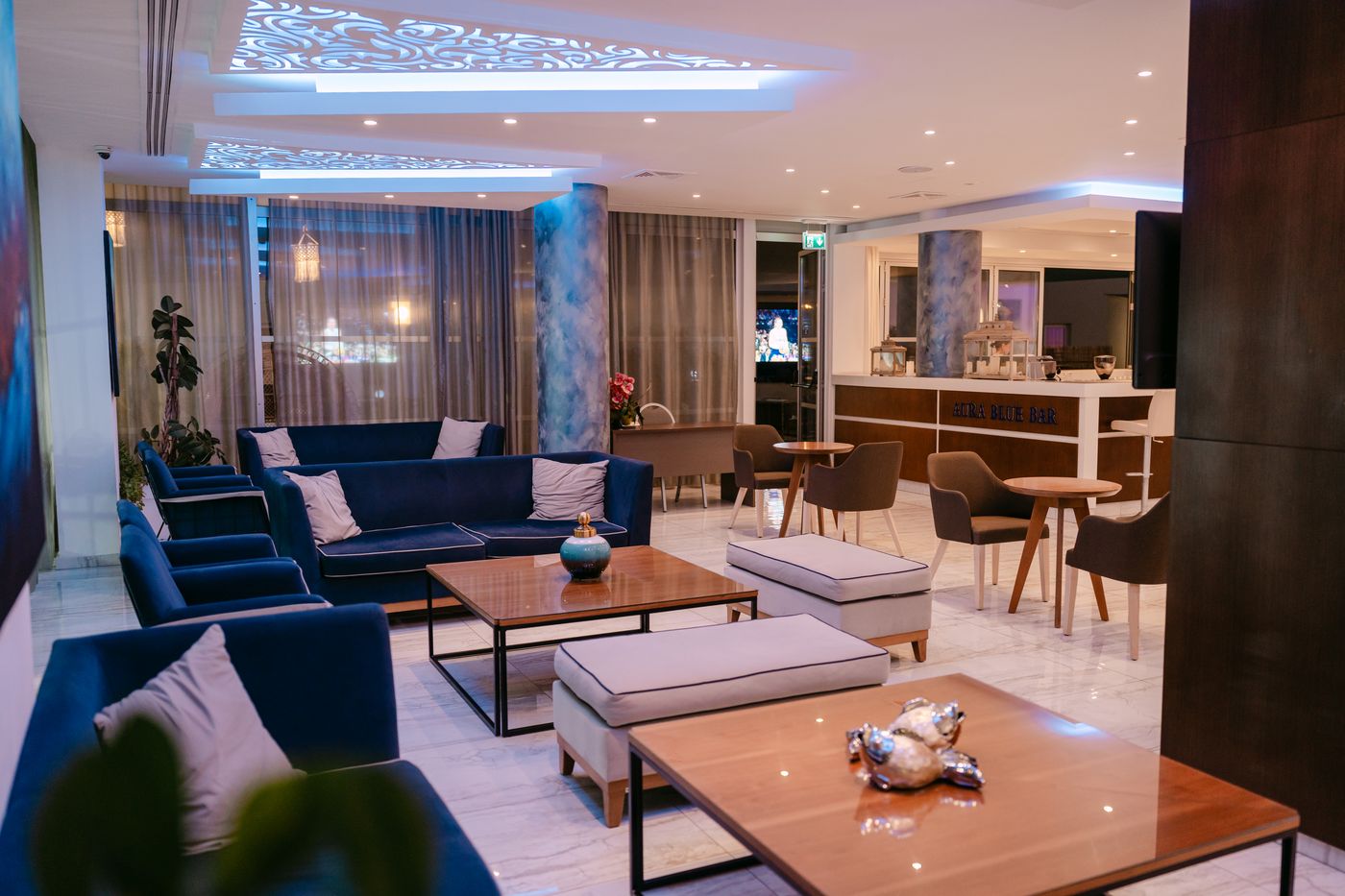 Sun-N-Blue-Boutique-Hotel-Lobby-27