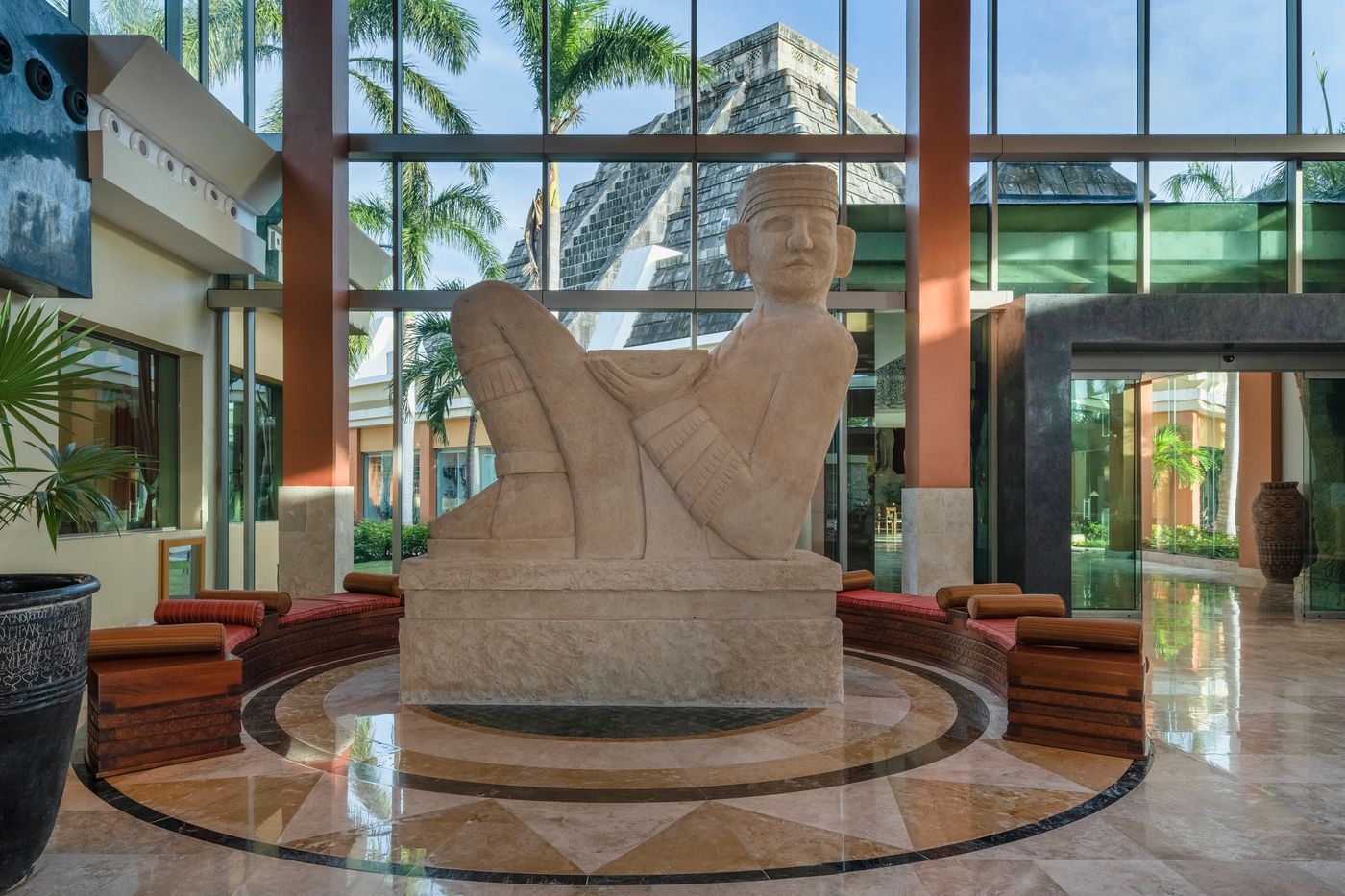 Iberostar-Selection-Paraiso-Maya-Suites-Lobby-71