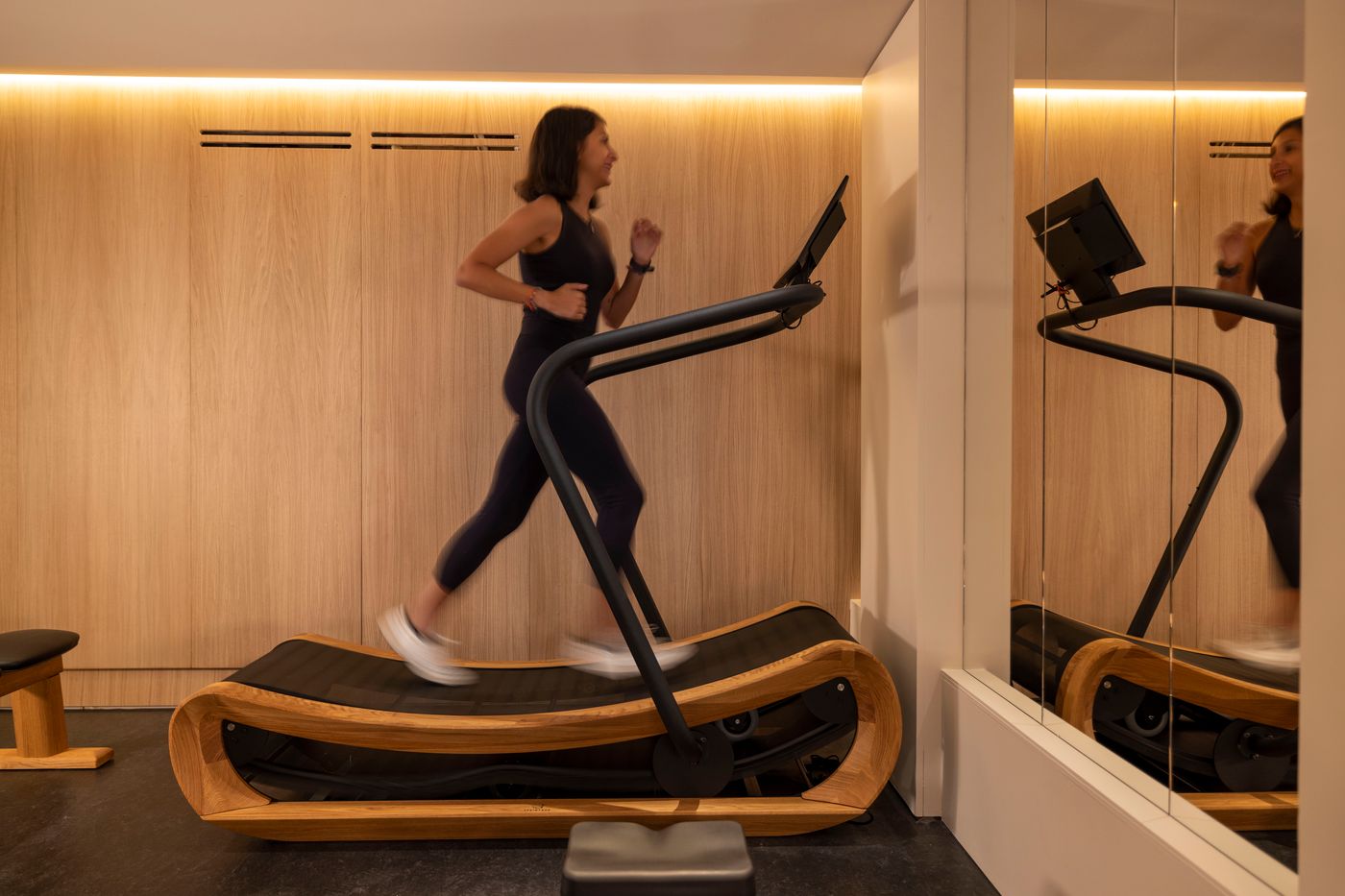 Hotel-ESTE-Sports-and-Entertainment-44