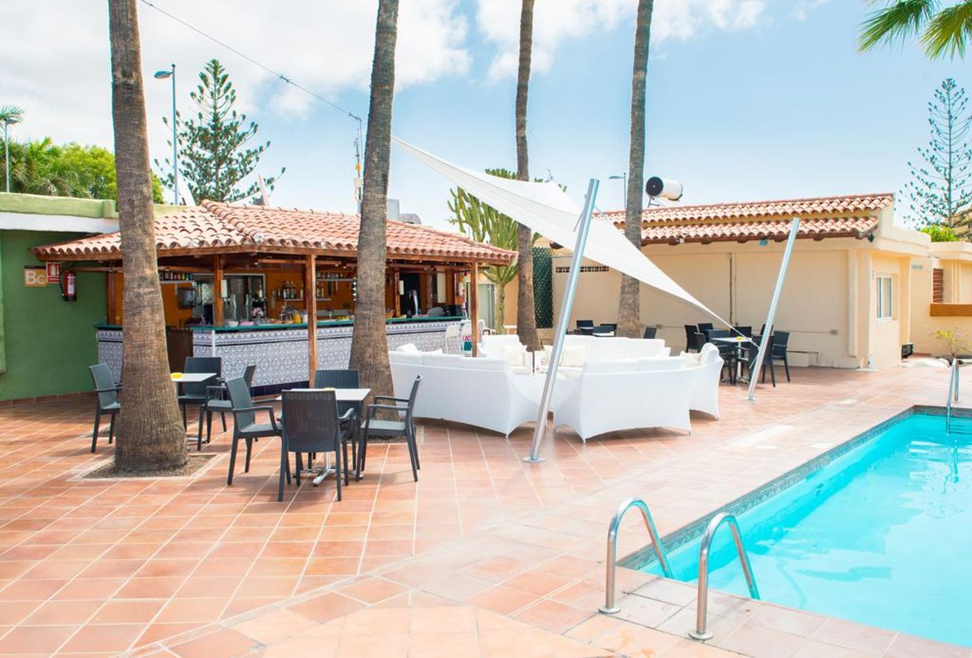 Sunny-Village-Pool-8