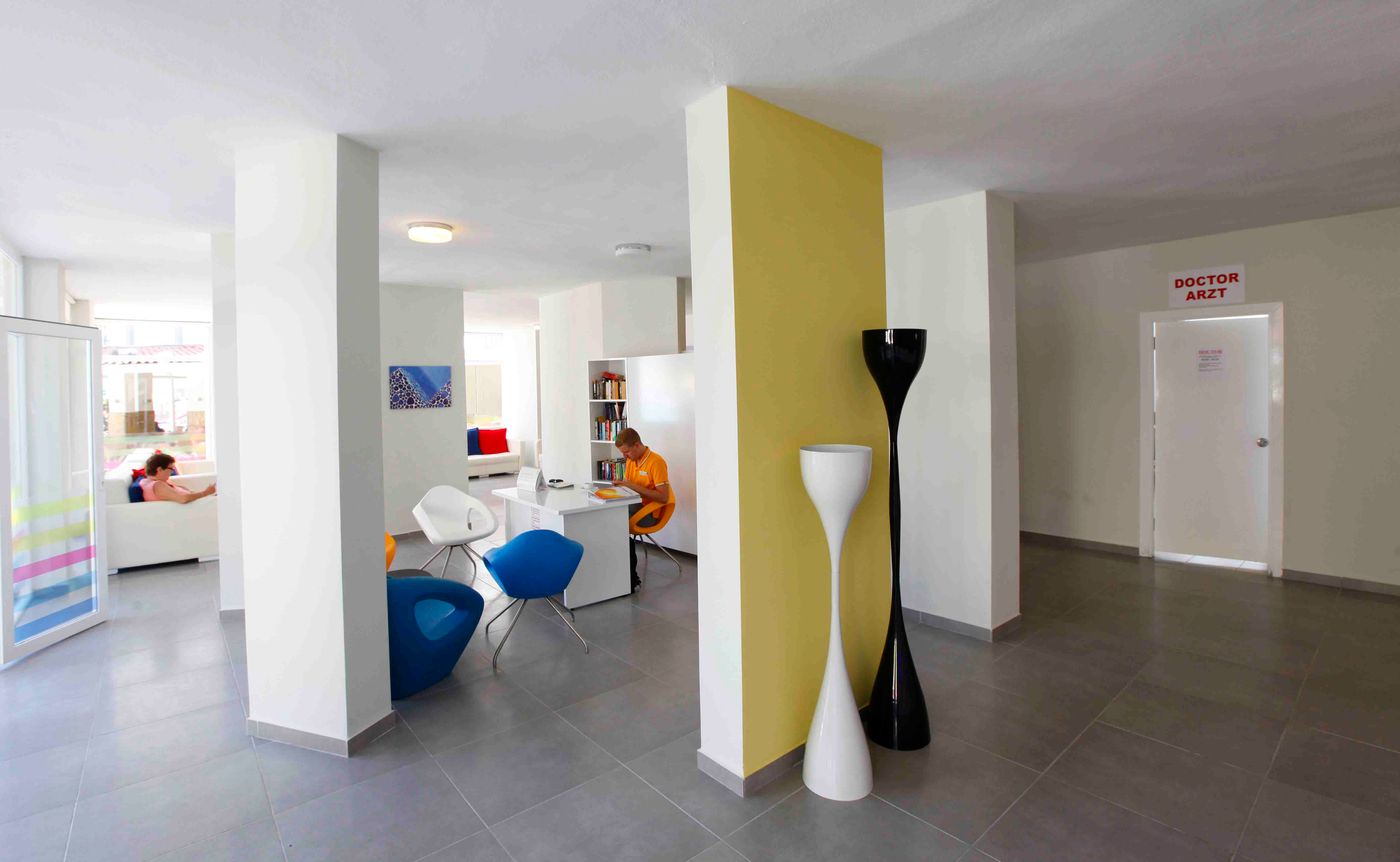 Sunlight-Garden-Lobby-19