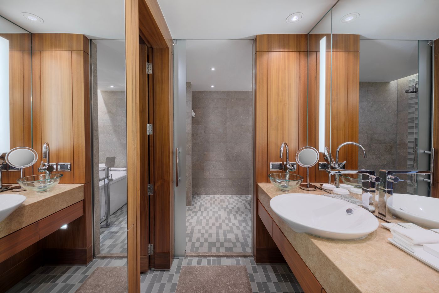 Park-Hyatt-Istanbul---Macka-Palace-Room-61