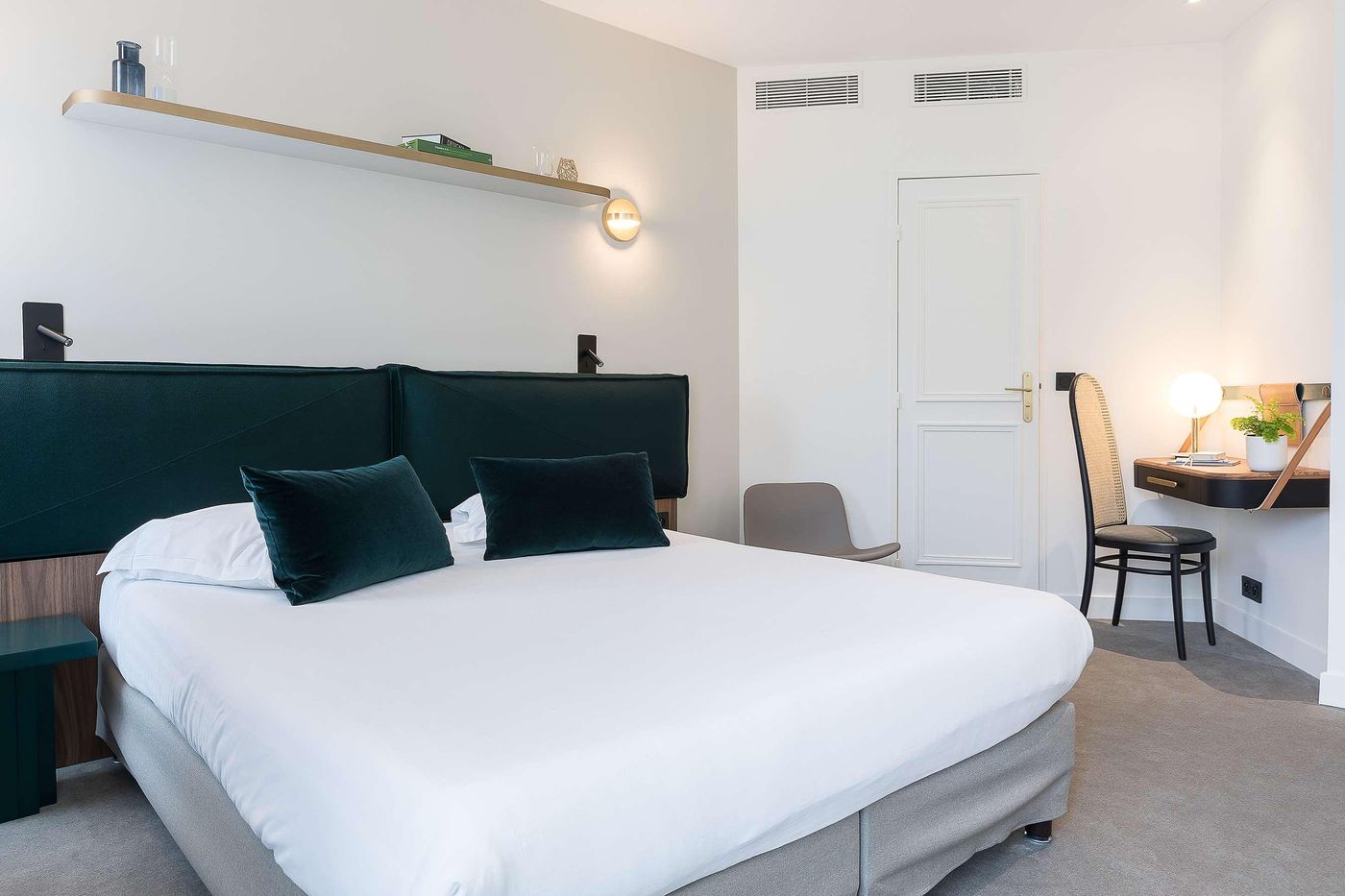 Le-Friedland-Room-18