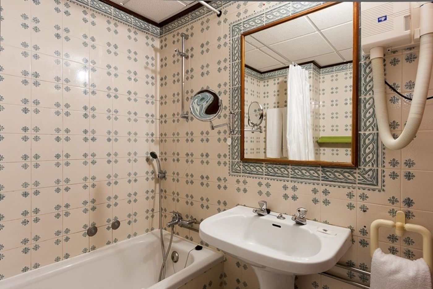 Apartamentos-do-Parque-Room-16