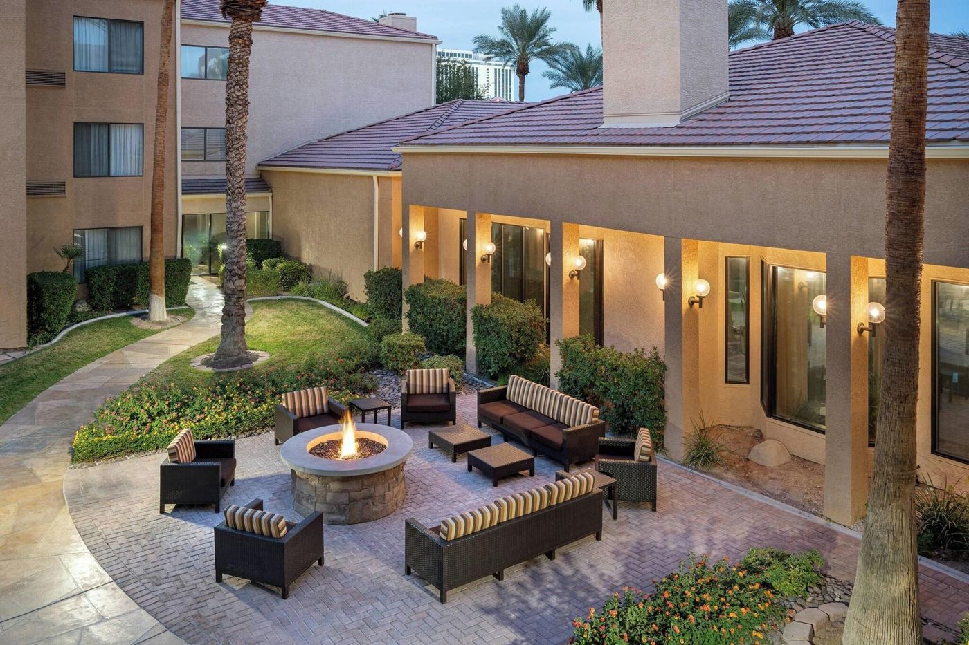 Courtyard Las Vegas Convention Center-United States-Las Vegas-General view-7