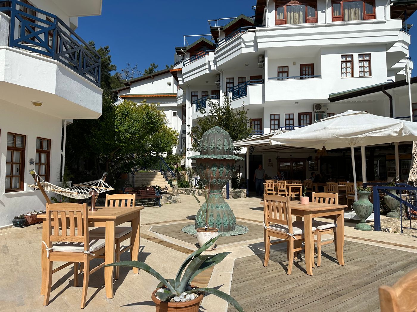 Naturella-Restaurant-13