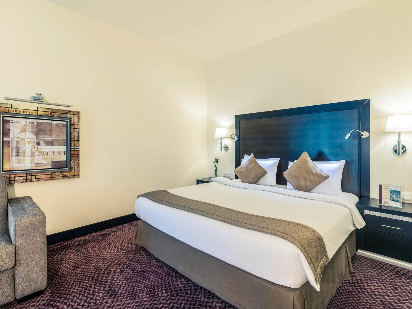 Crowne-Plaza-Jumeirah-Dubai-Room-27