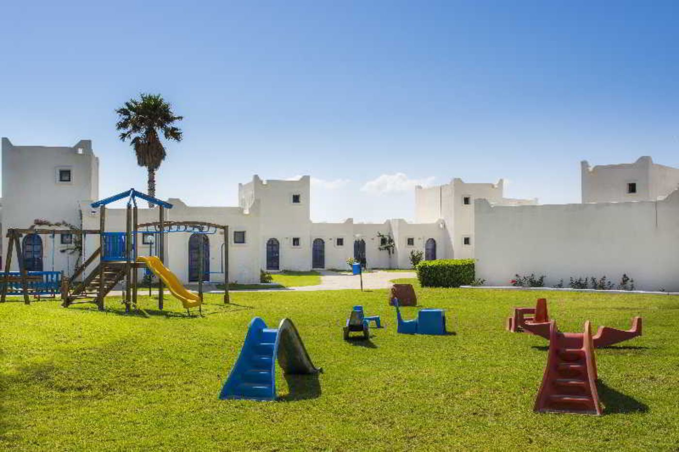 Aeolos-Beach-Sports-and-Entertainment-47