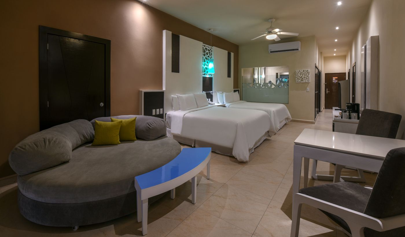 El-Dorado-Seaside-Suites-by-Karisma-Room-12