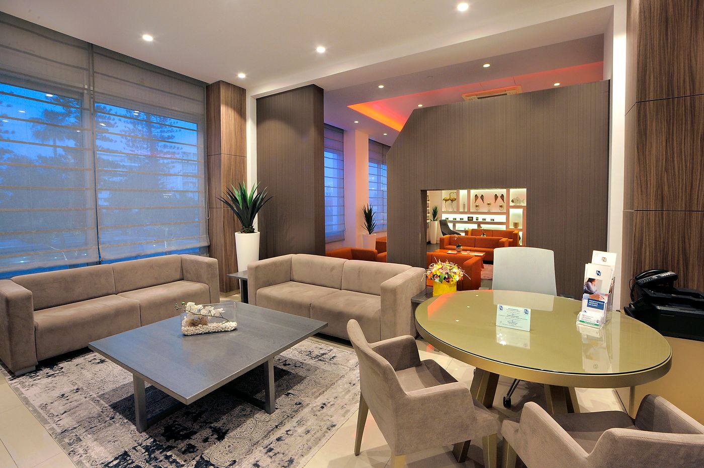 Hotel-Nestor-Lobby-45