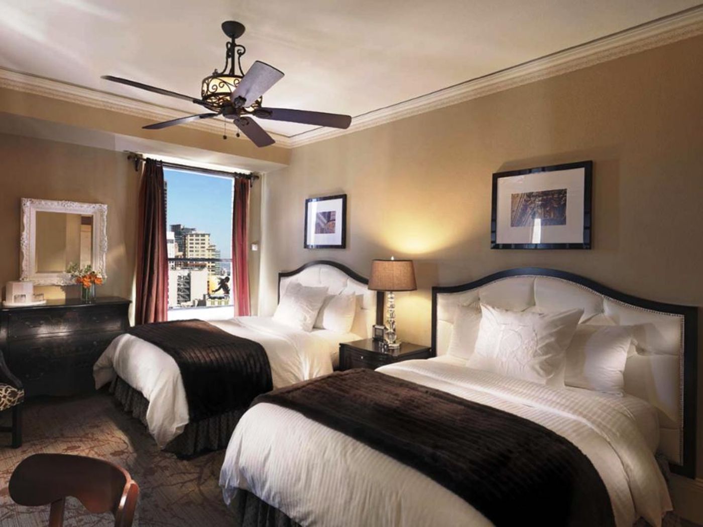 Kensington Park Hotel