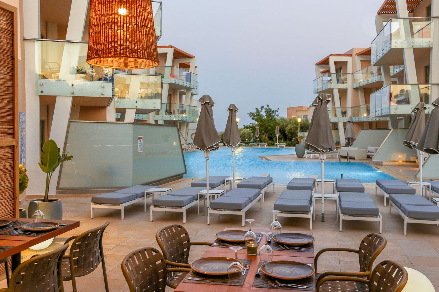 Eden Roc Luxury Resort