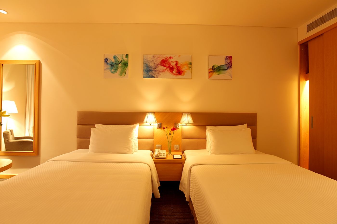 Liberty Central Saigon Centre Hotel-Vietnam-HO CHI MINH CITY-General view-7