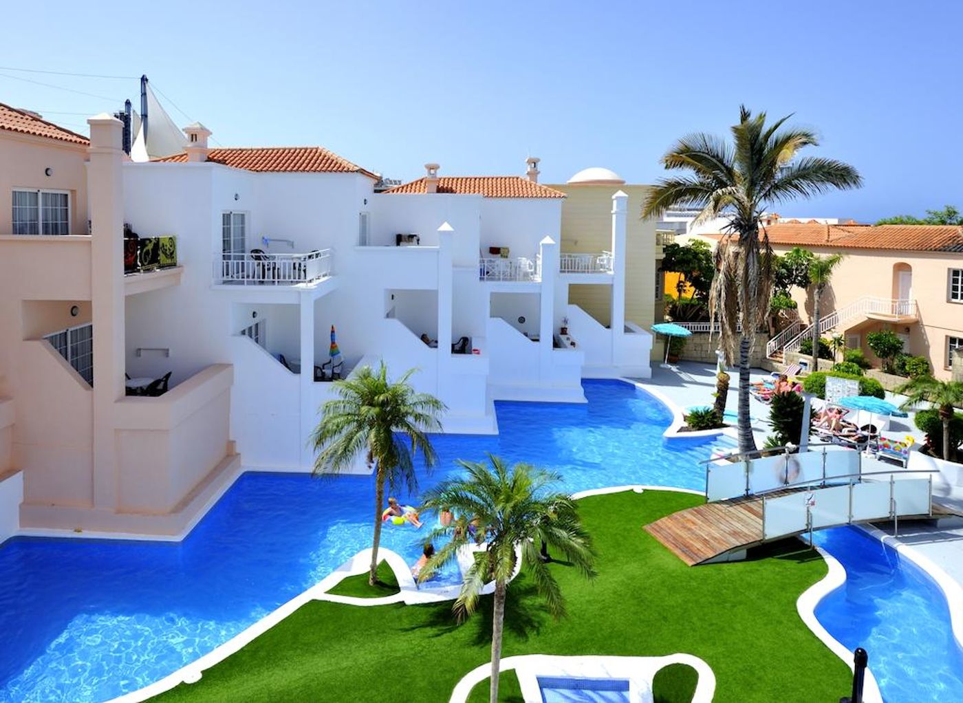 Labranda-Bahia-Fanabe---Villas-Pool-5