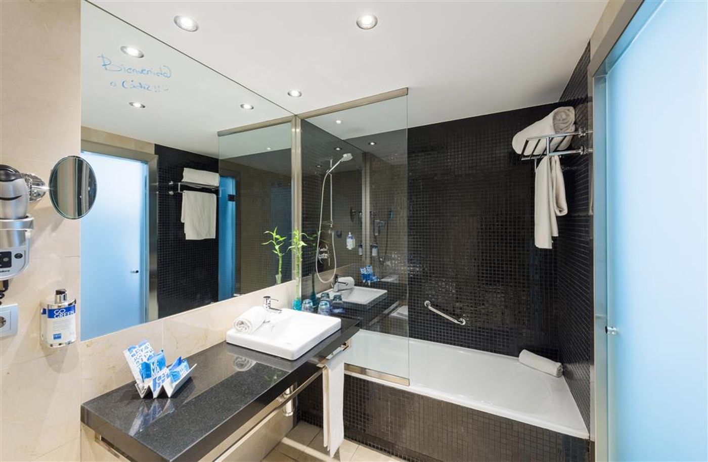 TRYP-Cadiz-La-Caleta-Hotel-Room-43