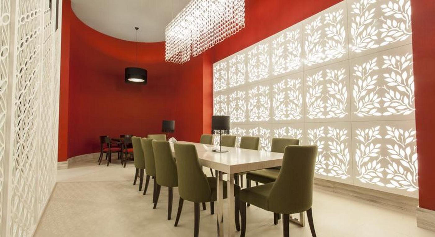 The-Sense-De-Luxe-Hotel-Conferences-37