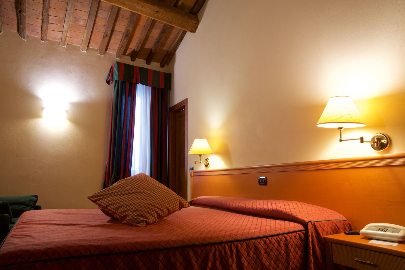 Hotel-La-Luna-Room-29