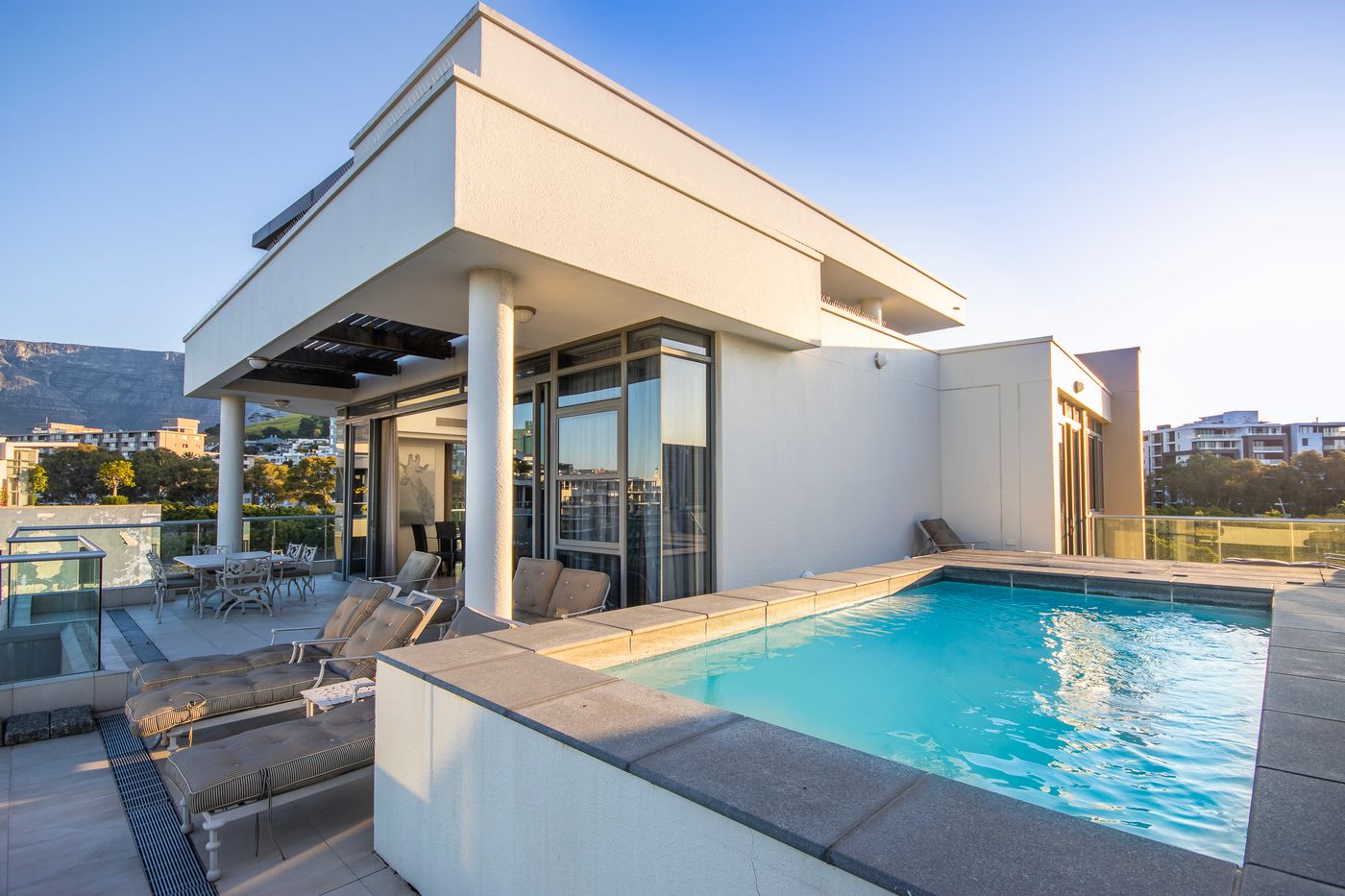 Lawhill-Luxury-Apartments-Room-3