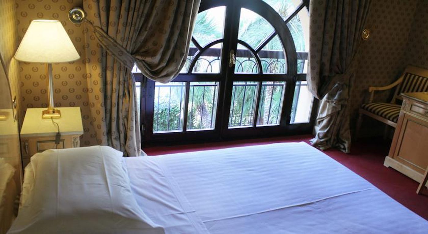 Albani-Firenze-Room-32