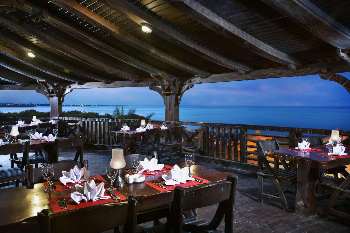 Sentido-Oriental-Dream-Resort-Restaurant-23