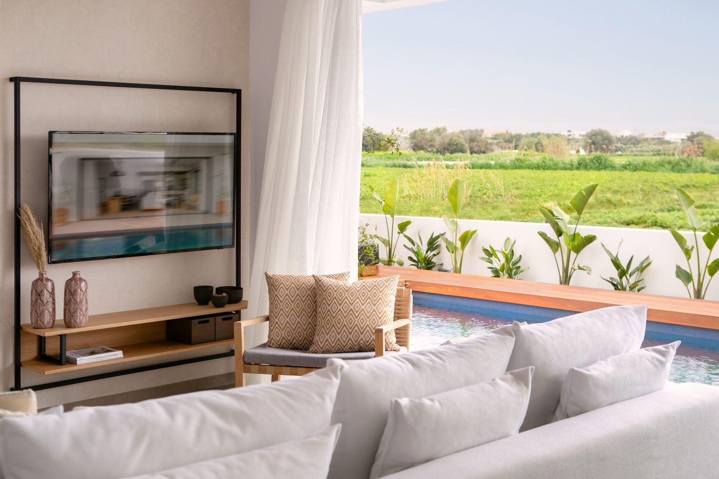 Louis Lora Pearl Luxury Villa