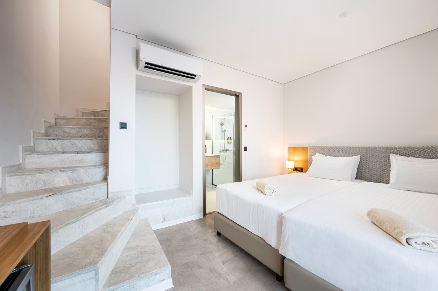 Athina-Palace-Resort---Spa-Room-37