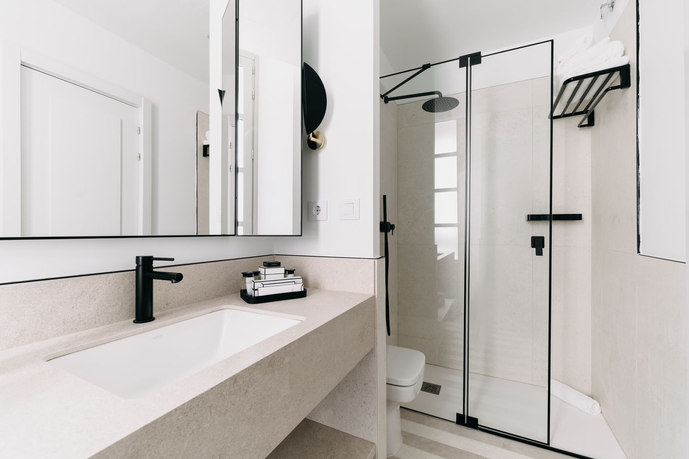 Soho-Boutique-Colon-Room-21