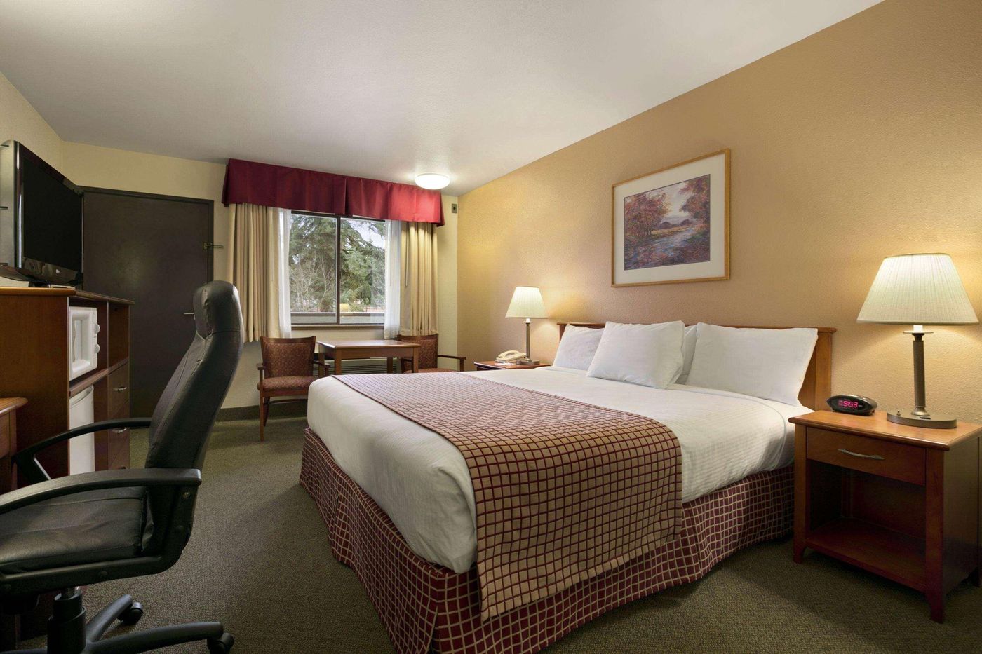 Baymont by Wyndham Seattle/Kirkland WA-United States-KIRKLAND-Room-8