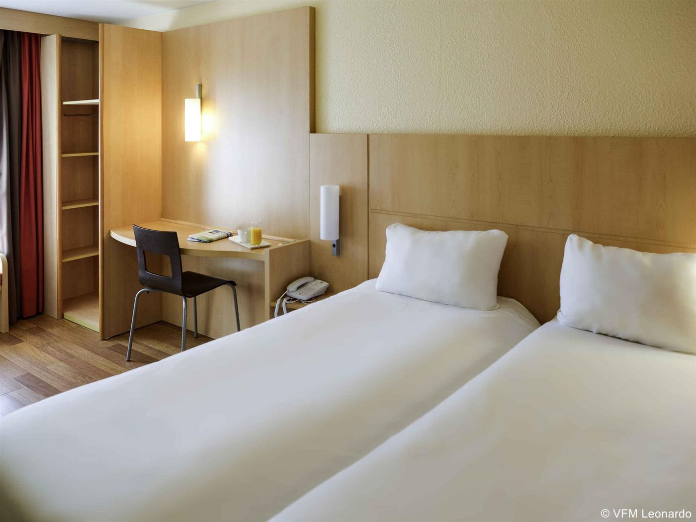 ibis Avignon Centre Pont de l'Europe-France-AVIGNON-General view-3