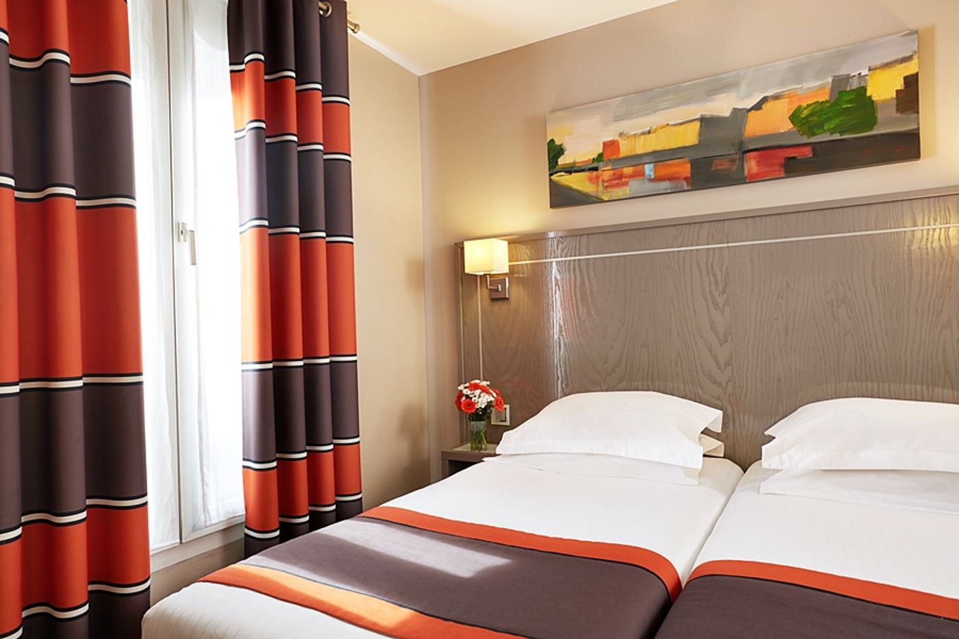 Hotel-Beaugrenelle-Saint-Charles-General-view-3