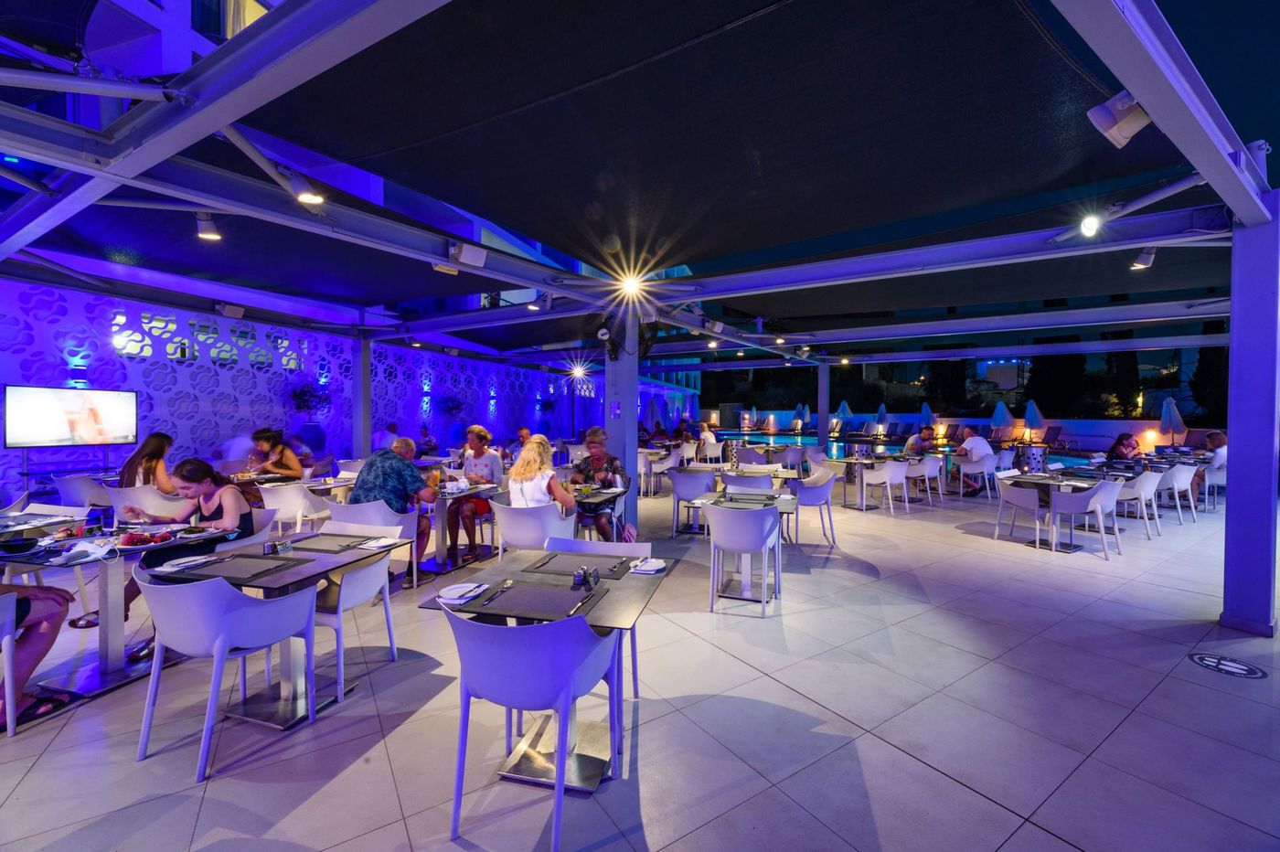 New - River Rock Hotel