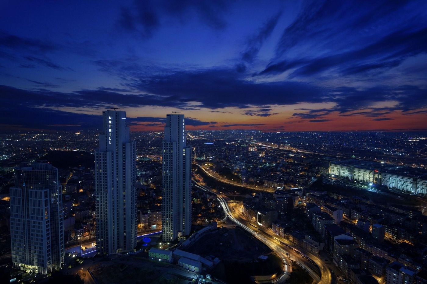 Hilton-Istanbul-Bomonti-Hotel---Conference-Centre-Room-10