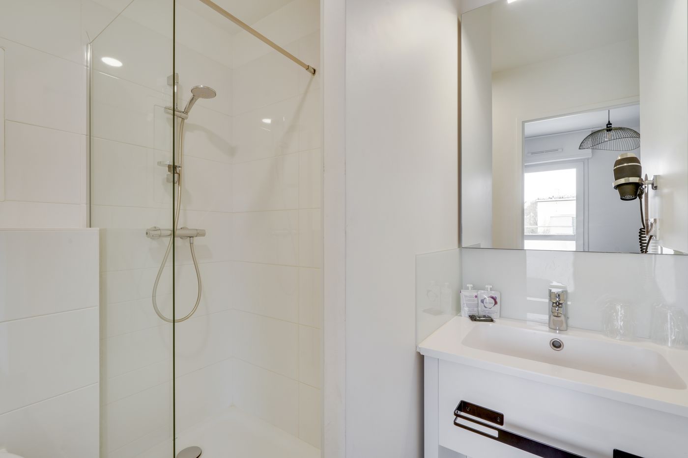 All-Suites-Massy-Palaiseau-Room-52