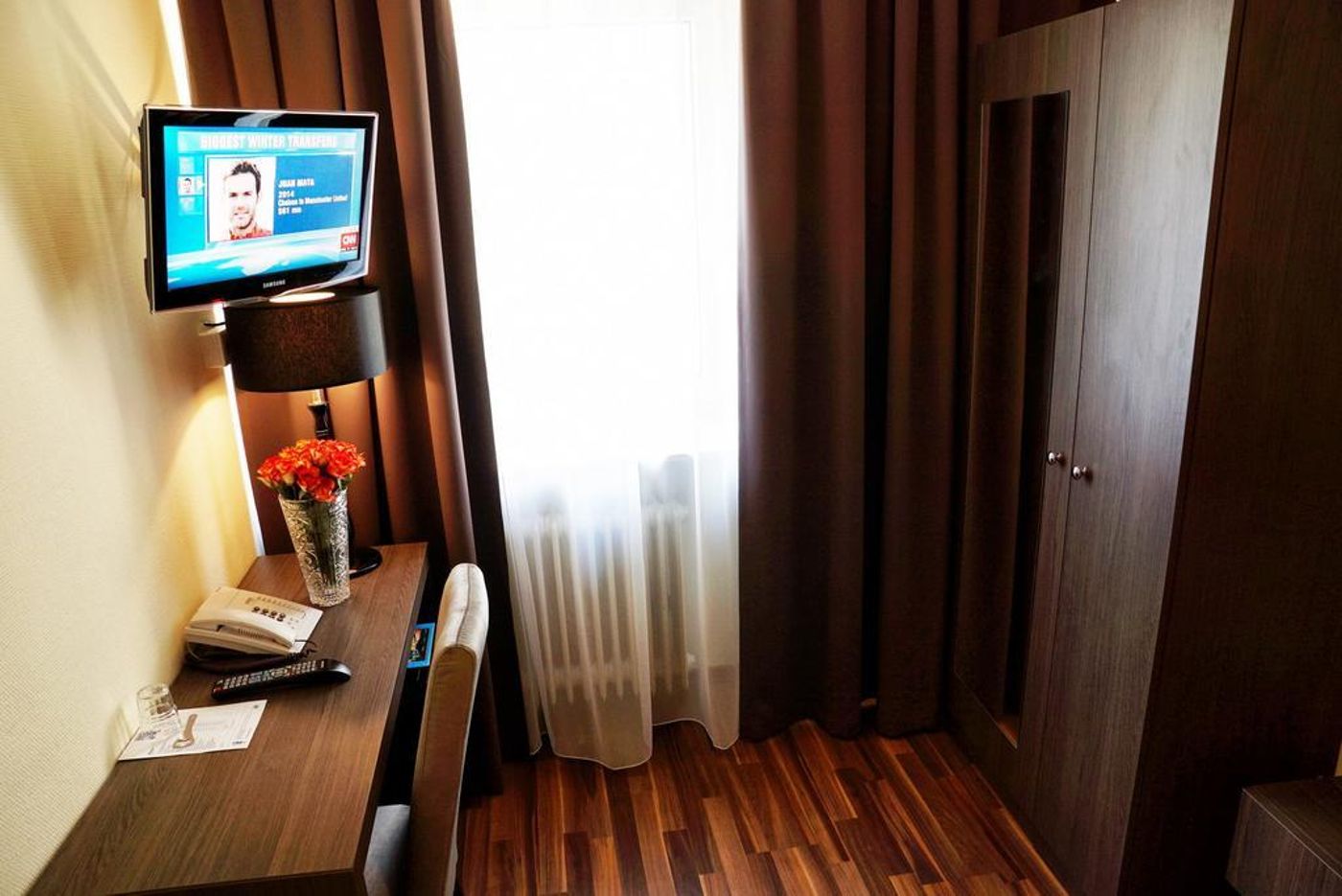 Admiral - Germany - Frankfurt Am Main - General view - 4