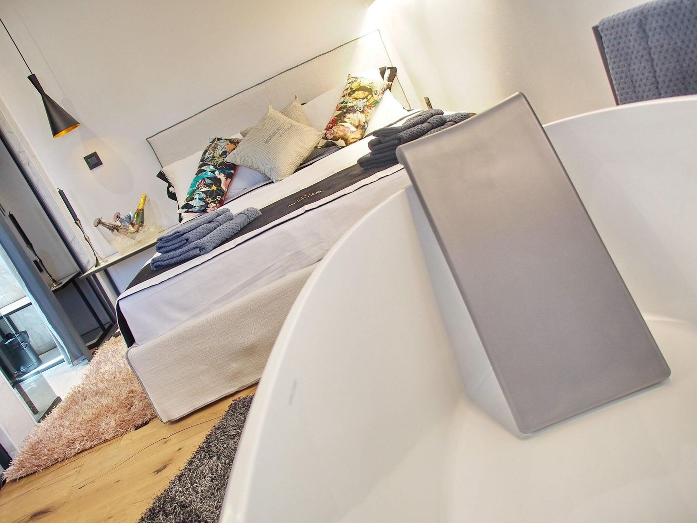 La-Vita-E-Bella-Ii-Room-32