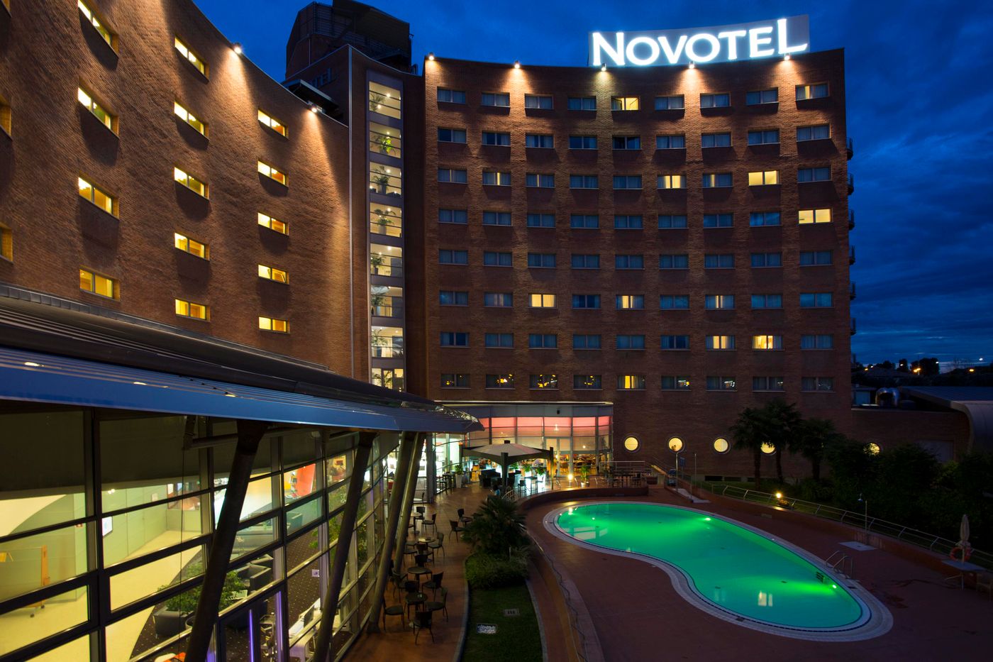 Novotel-Venezia-Mestre-Castellana-Pool-91