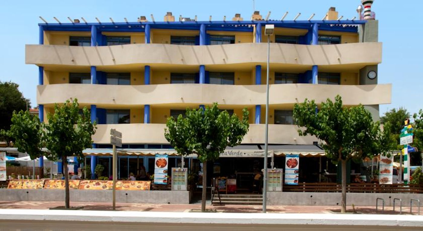 Costa Verde Apartments