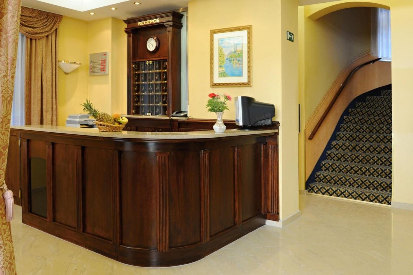 Spa Hotel Lauretta-Czech Republic-KARLOVY VARY-Lobby-4