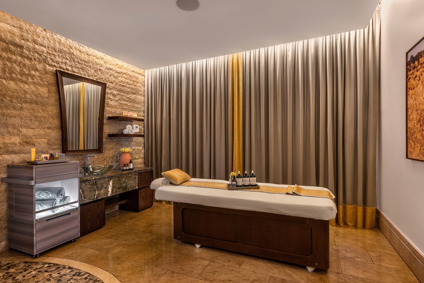 Sofitel-Dubai-The-Palm-Sports-and-Entertainment-77