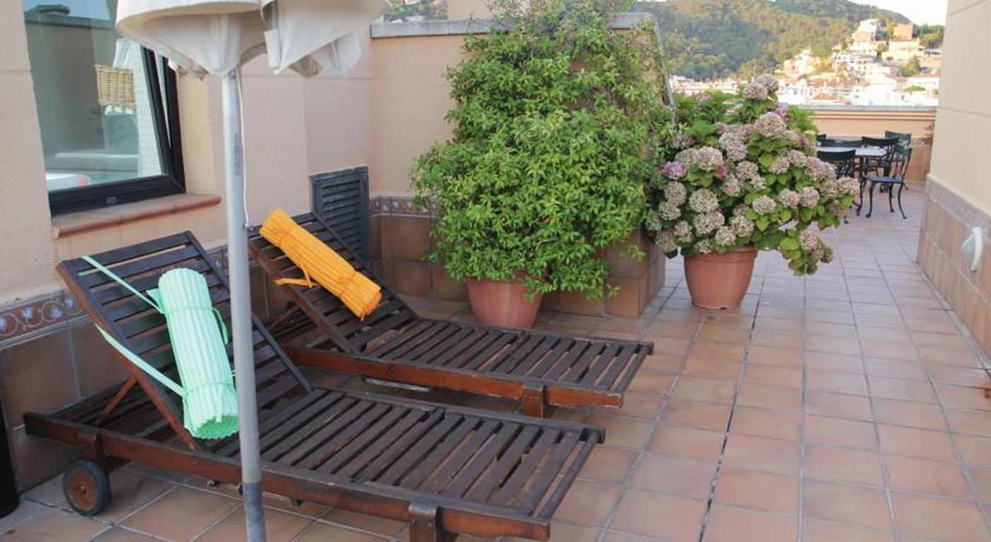 URH-Vila-de-Tossa-Terrace-37