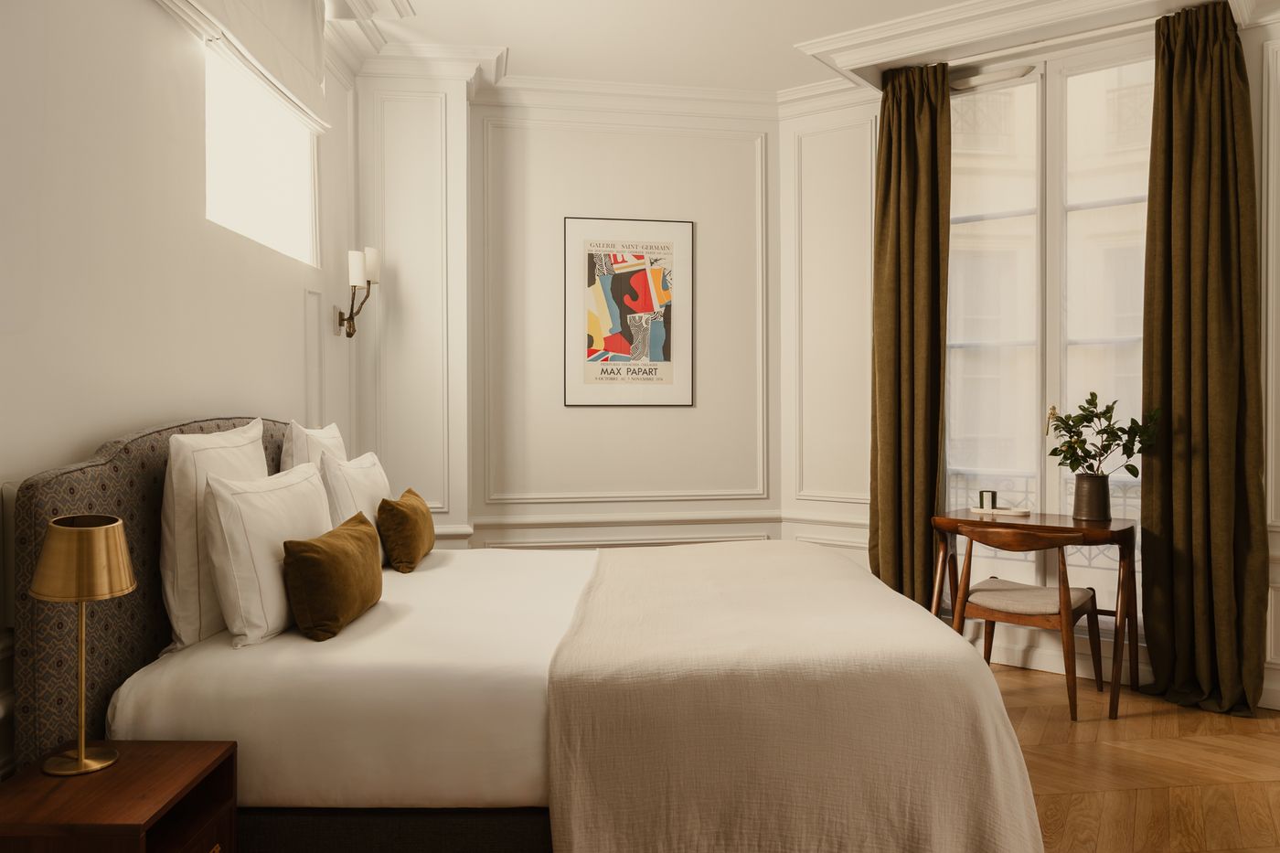 Hotel-Bourgogne---Montana-Room-18